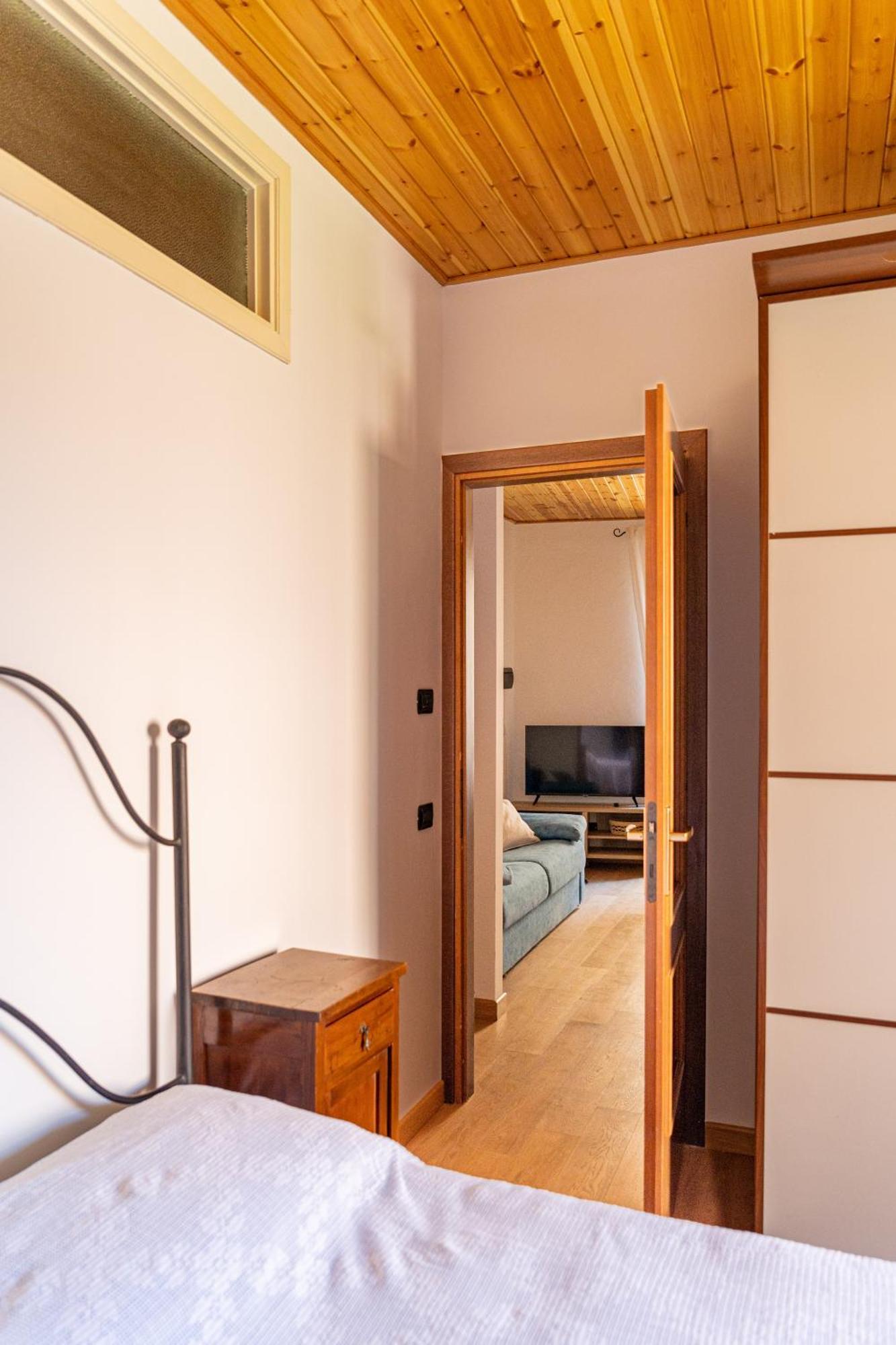 Magico Loft Nel Centro Storico Appartement Toscolano Maderno Buitenkant foto